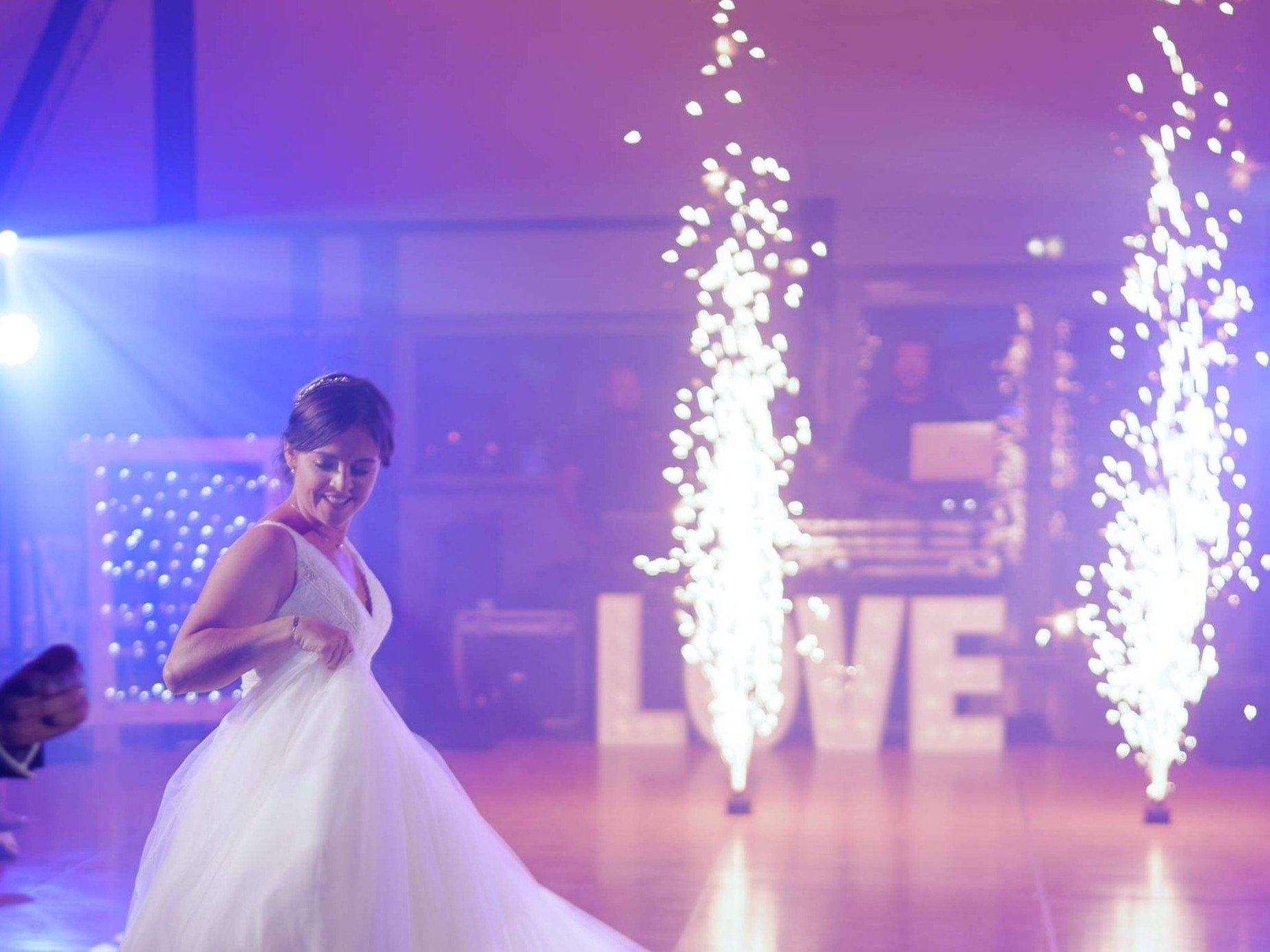 Jets de scène lors d'une animation de mariage